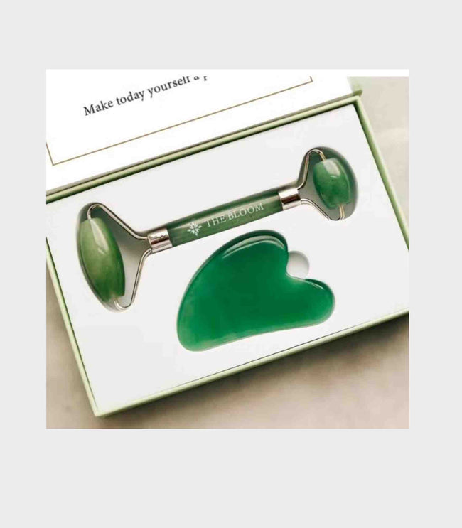 Green Quartz Facial Roller with Gua Sha